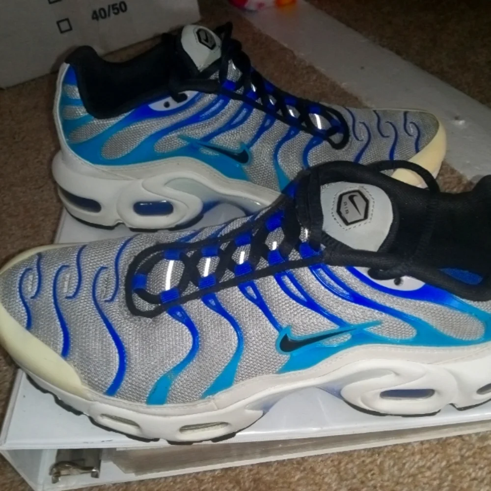 Nike Men's Athletic Shoes Blue Teal Silver Black